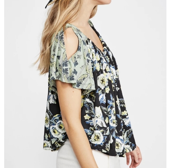 🌸Free People Baha Babe Floral Top🌸 - Picture 1 of 8